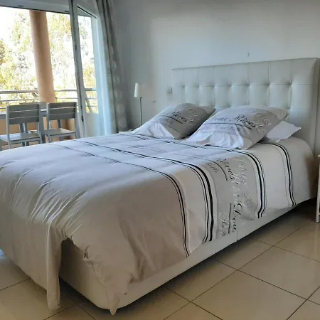 Front Beach - Quinta Da Barracuda אלבופיירה