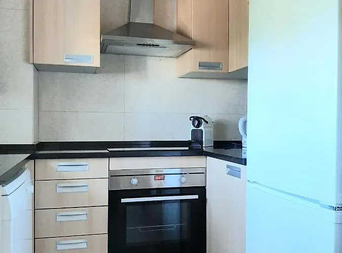 Front Beach - Quinta Da Barracuda 아파트